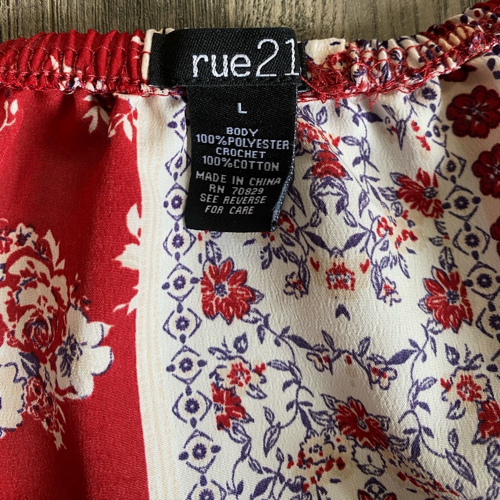 Rue21 Red Floral Off-Shoulder Romper with Crochet Waist - Picture 5 of 12